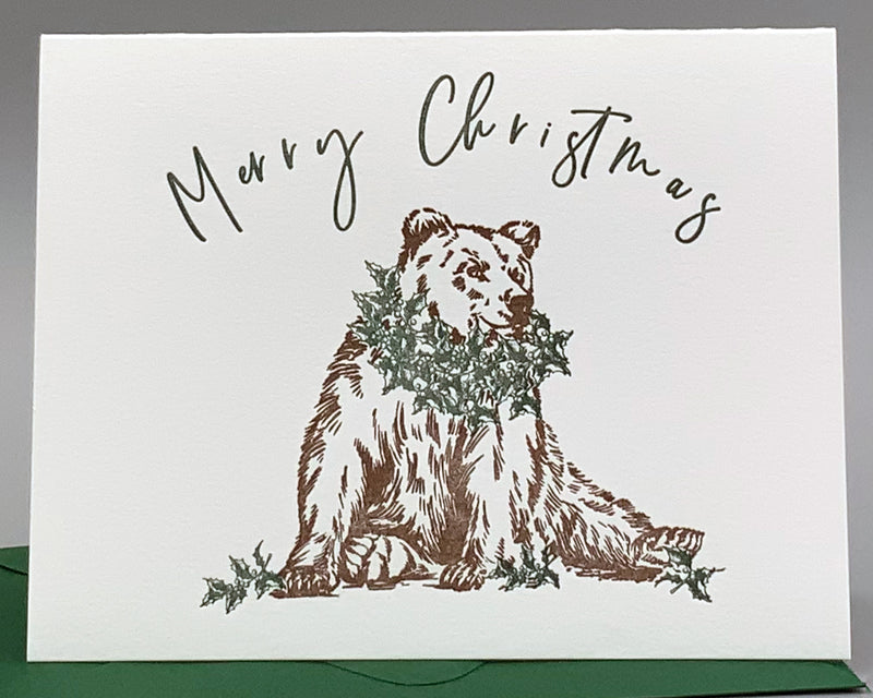 HOLIDAY BEAR WITH WREATH CHRISTMAS CARD